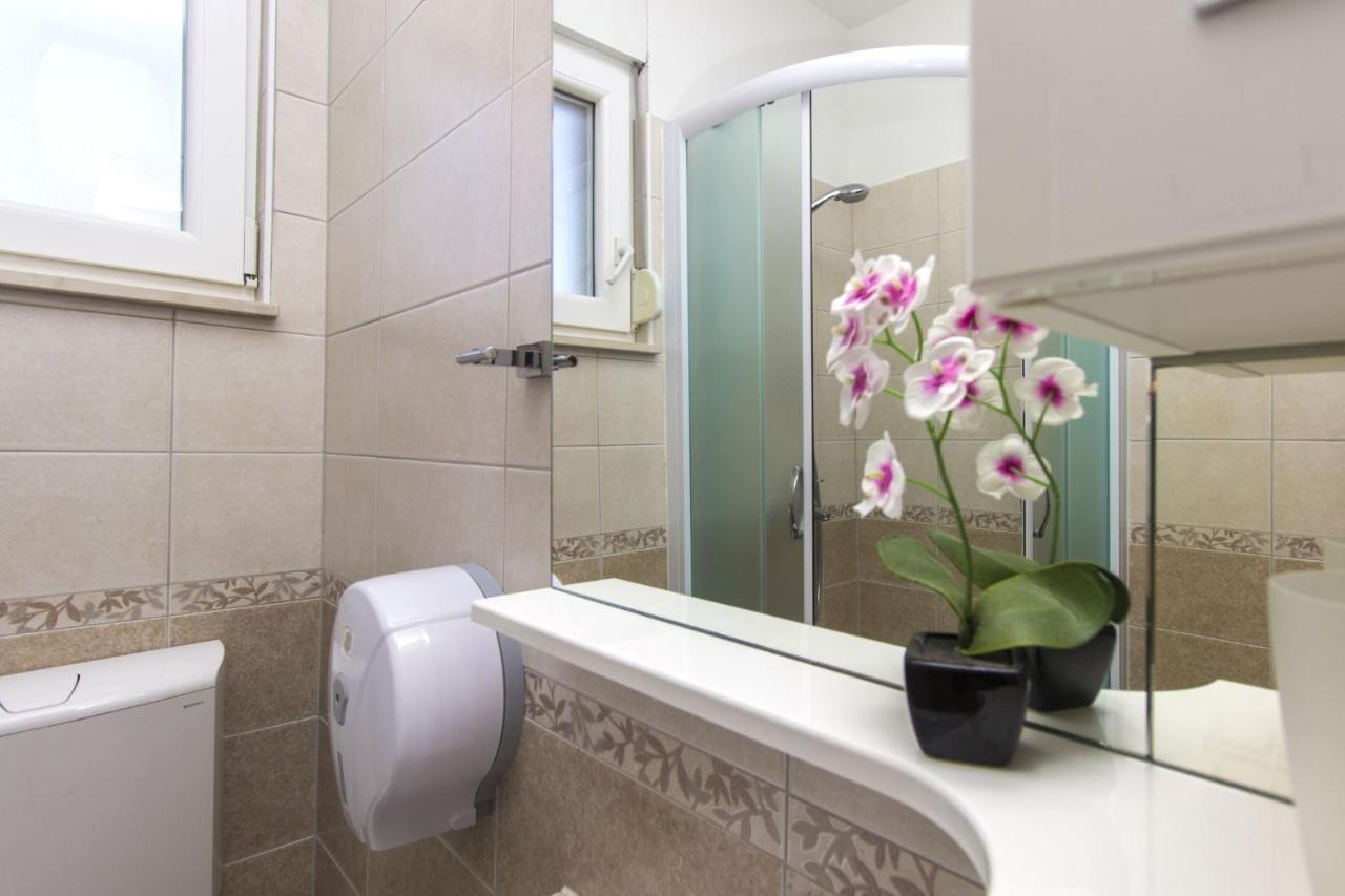 Apartments Lenija Jadrija Ngoại thất bức ảnh