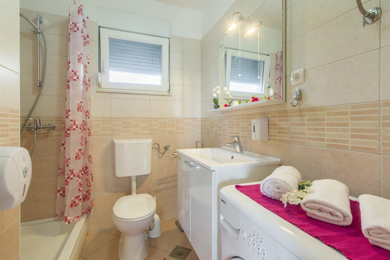 Apartments Lenija Jadrija Ngoại thất bức ảnh